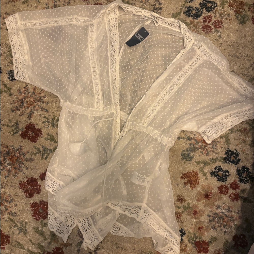 Abercrombie Kimono
